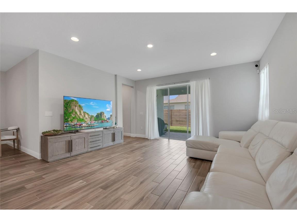 19041 Blueleaf Street Orlando FL 32827 S5132420 image27