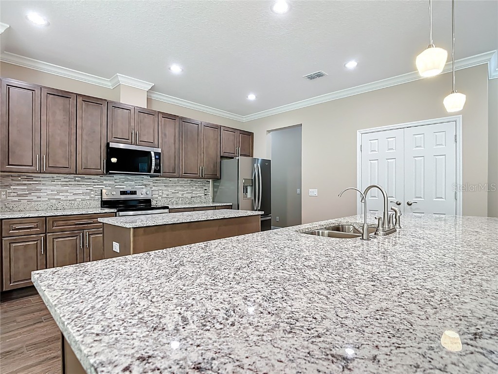 19041 Mardi Gras Street Orlando FL 32833 O6364138 image17