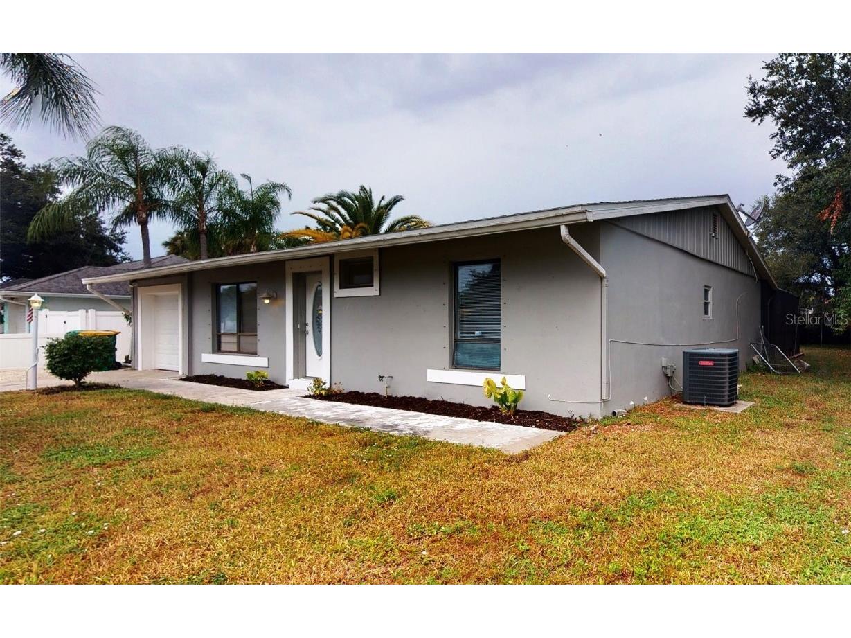 19042 Cochran Boulevard Port Charlotte FL 33948 C7492684 image1