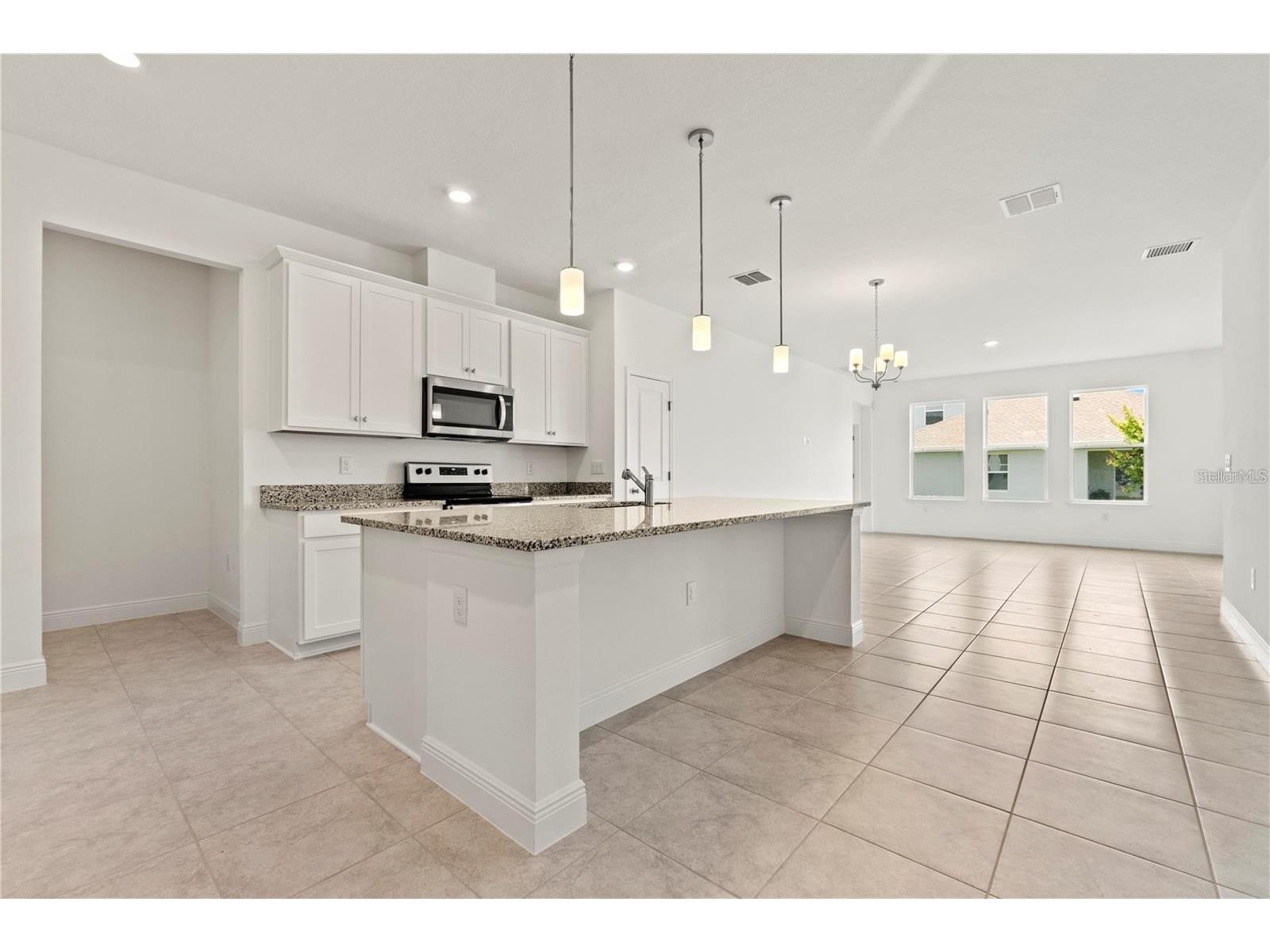 19044 Blueleaf Street Orlando FL 32827 S5144077 image1