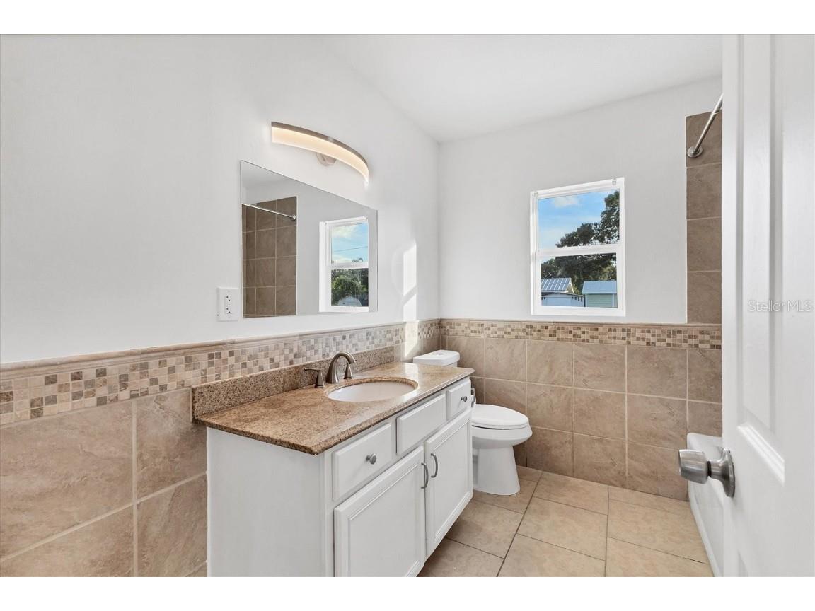 1905 14th Avenue W Bradenton FL 34205 A4661185 image20