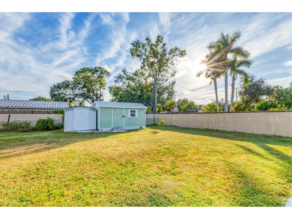 1905 14th Avenue W Bradenton FL 34205 A4661185 image26