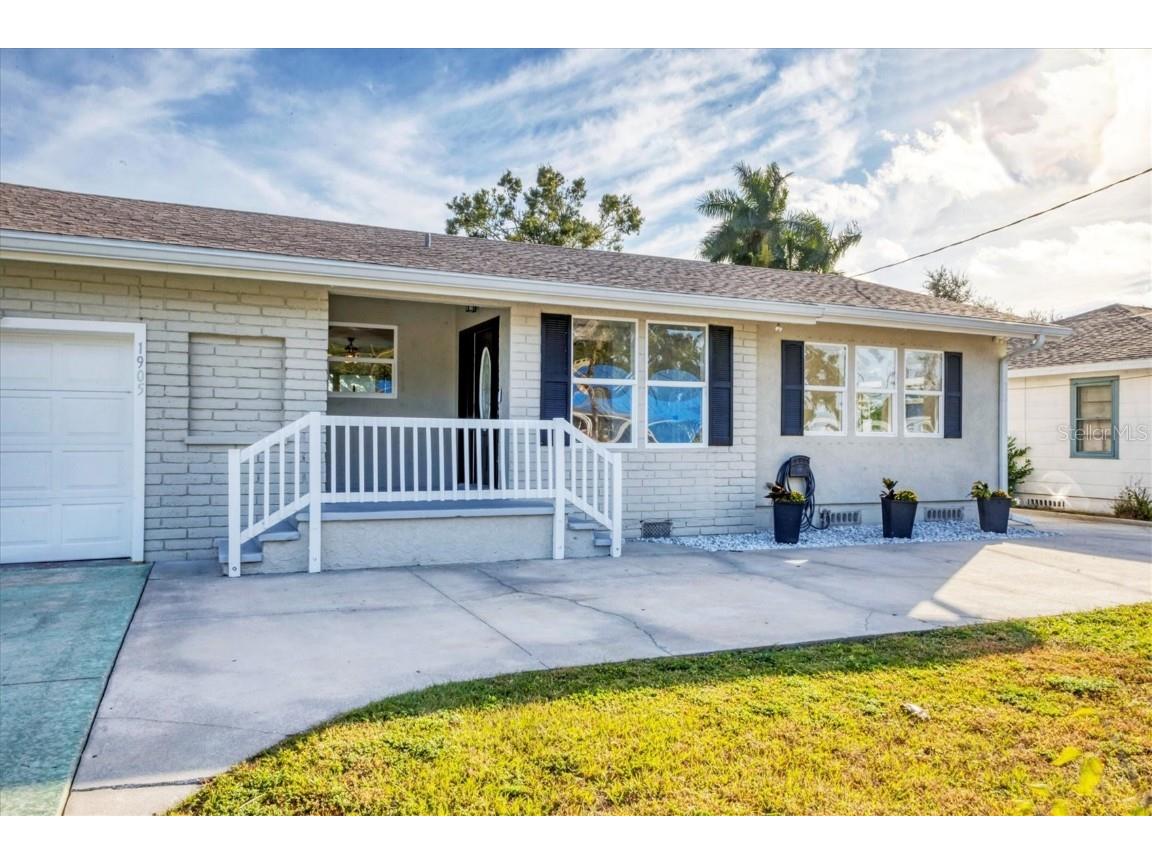 1905 14th Avenue W Bradenton FL 34205 A4661185 image3