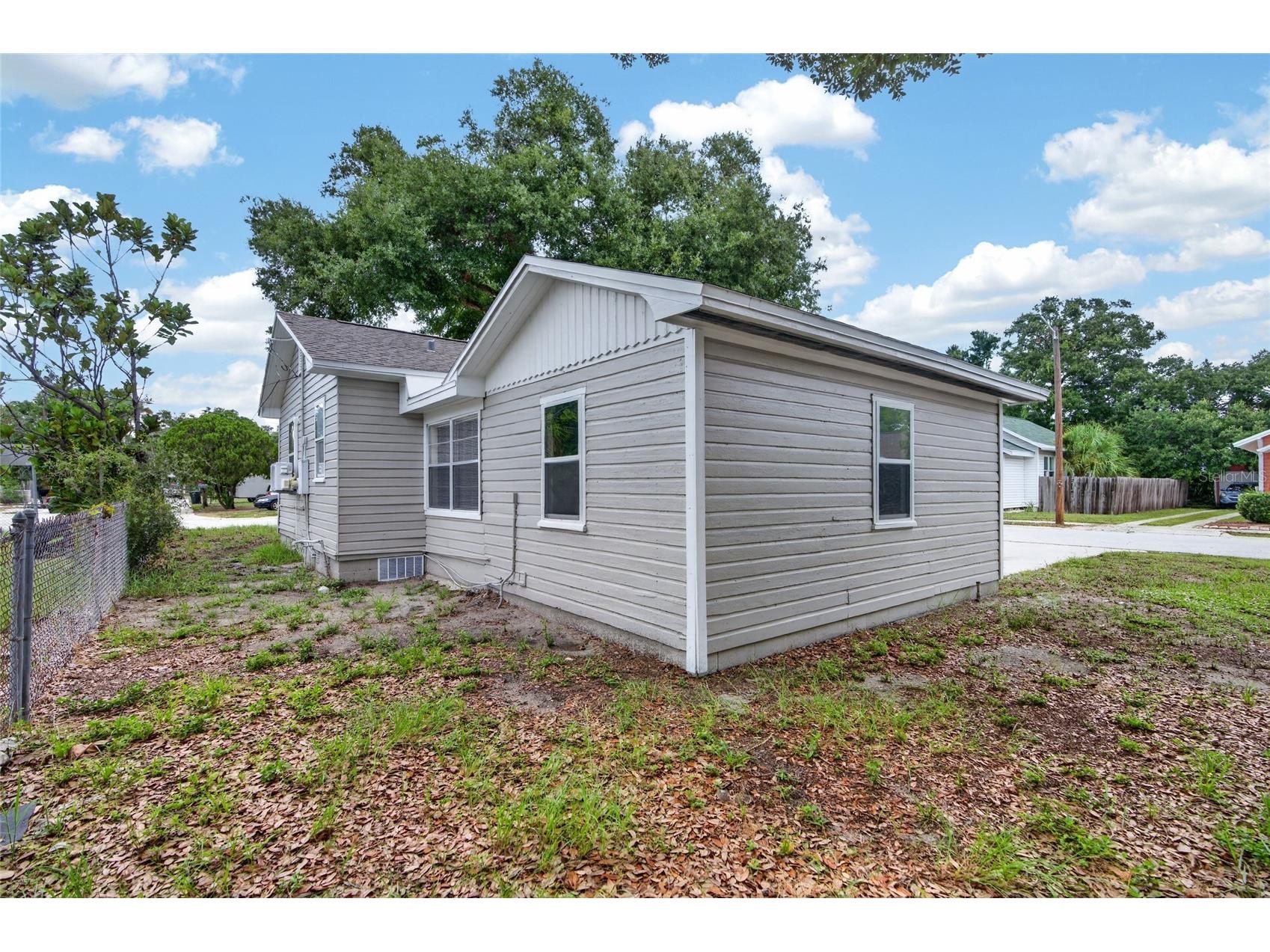 1905 24th Street S Saint Petersburg FL 33712 TB8526133 image35
