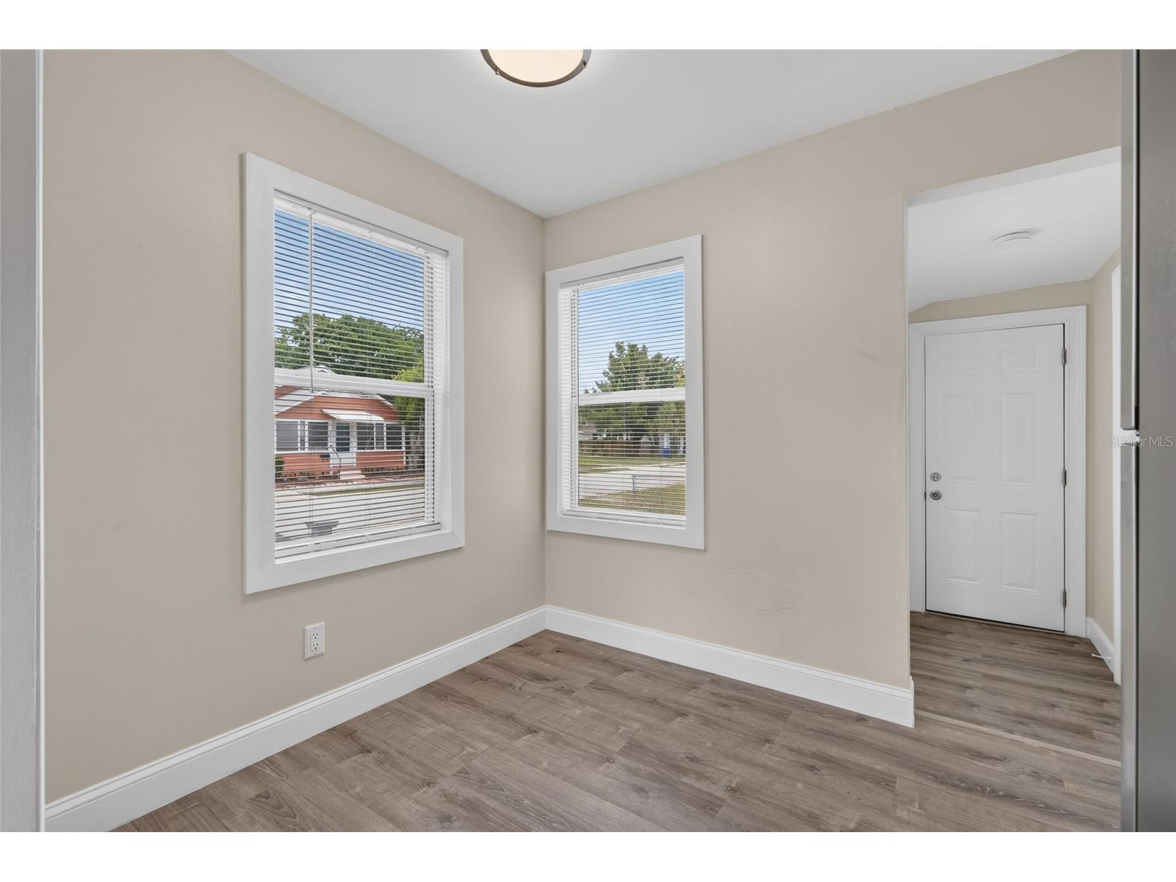 1905 24th Street S Saint Petersburg FL 33712 TB8526133 image41