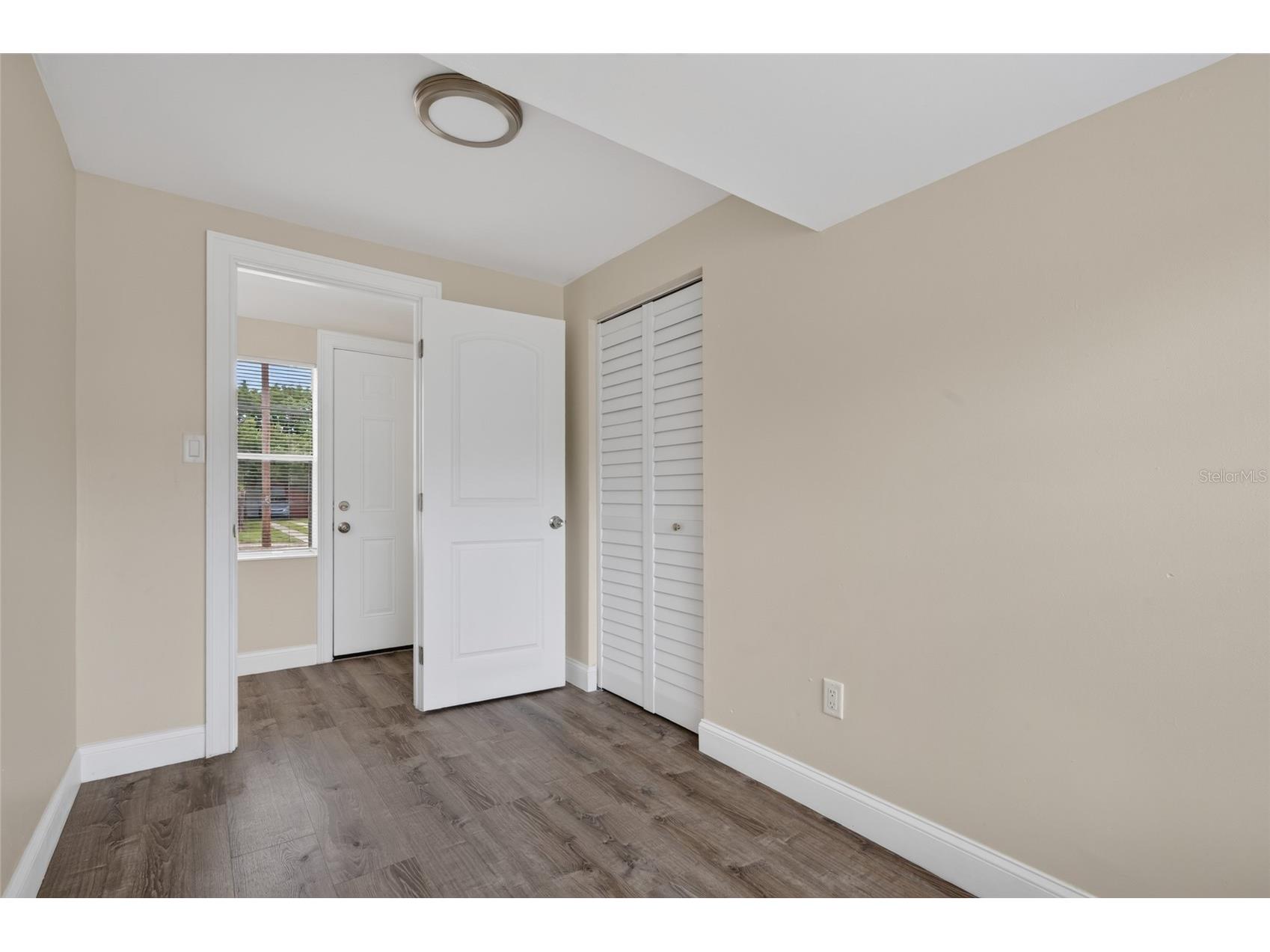 1905 24th Street S Saint Petersburg FL 33712 TB8526133 image42