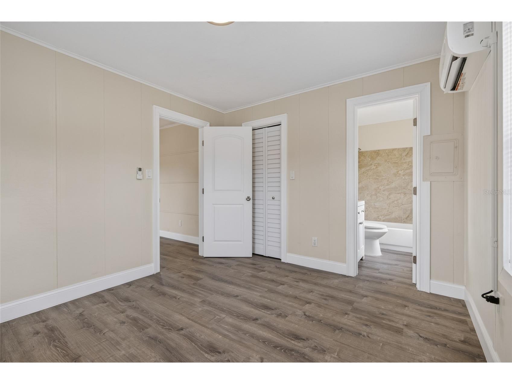 1905 24th Street S Saint Petersburg FL 33712 TB8526133 image43