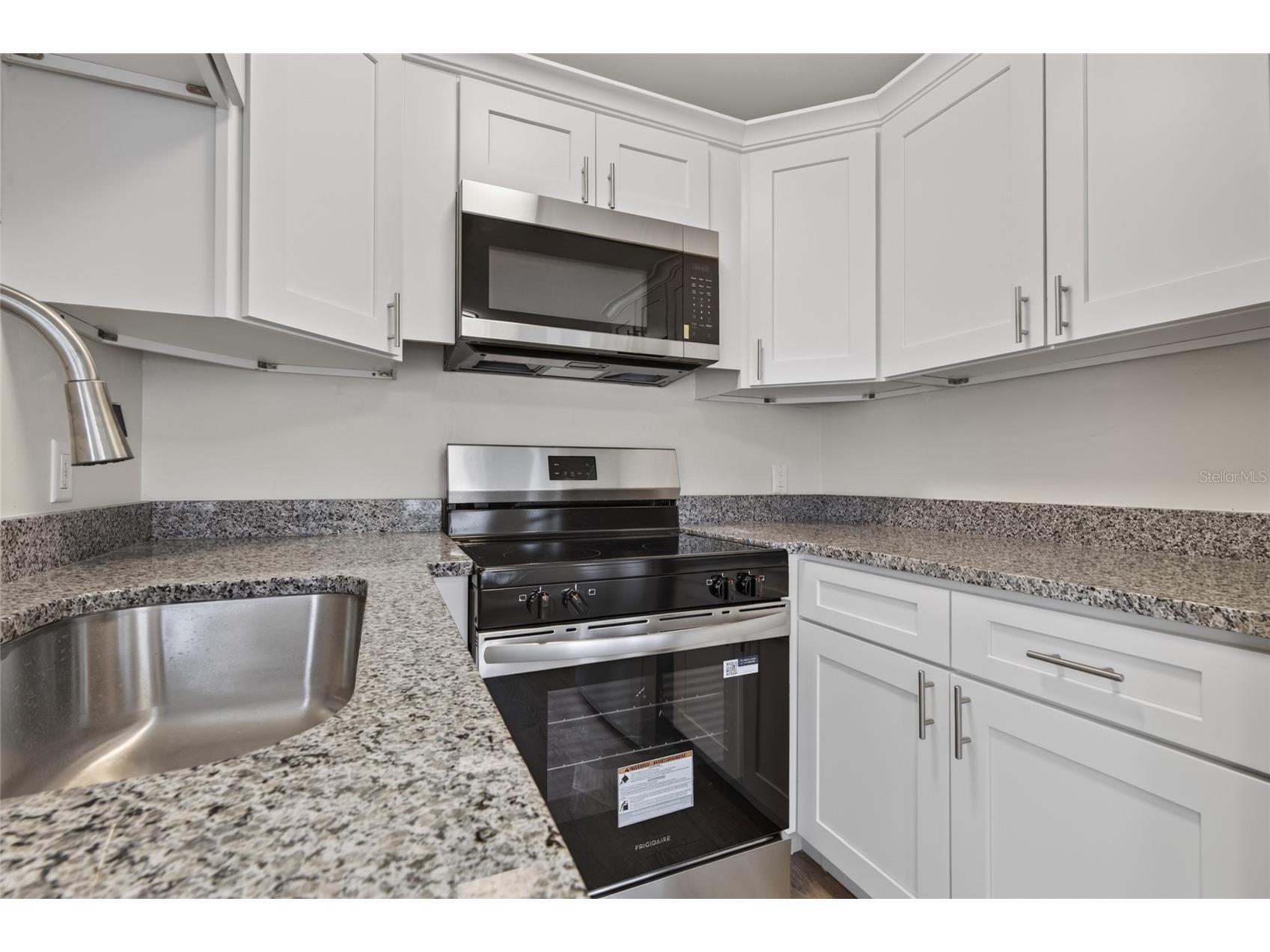1905 24th Street S Saint Petersburg FL 33712 TB8526133 image7