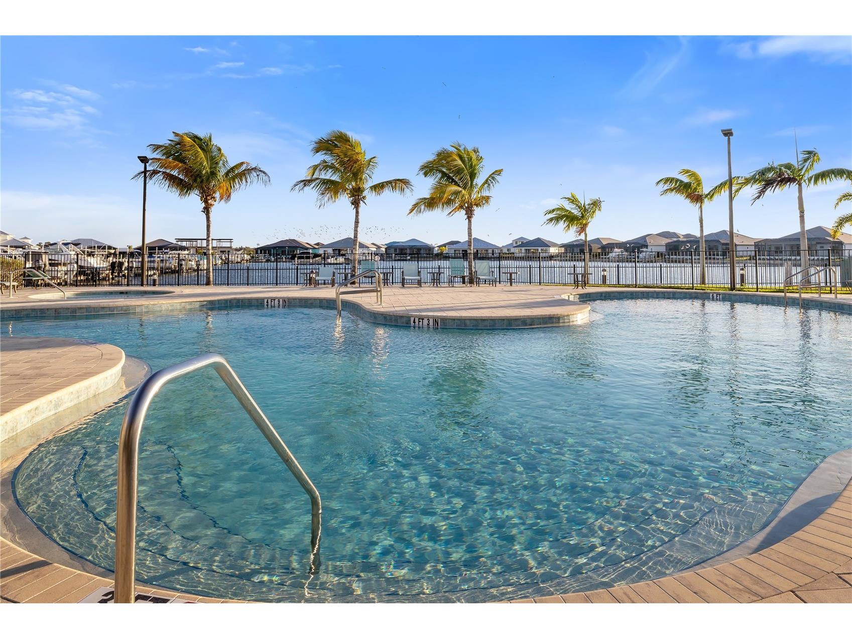 1905 4th Street E Palmetto FL 34221 A4698935 image72