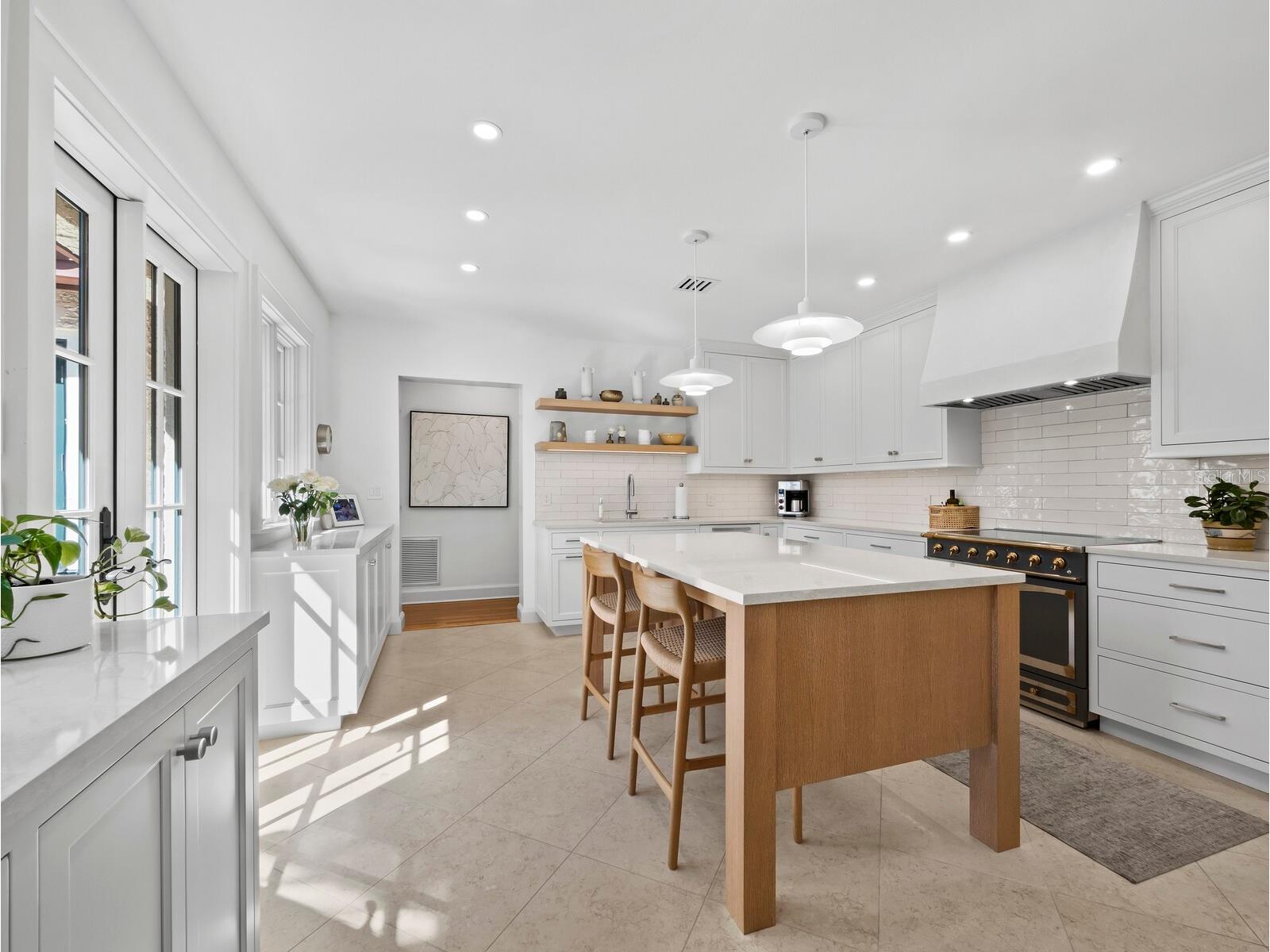 1905 Alta Vista Street Sarasota FL 34236 A4683764 image9