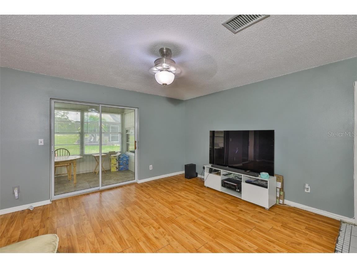 1905 Canterbury Lane #17 Sun City Center FL 33573 TB8402420 image7