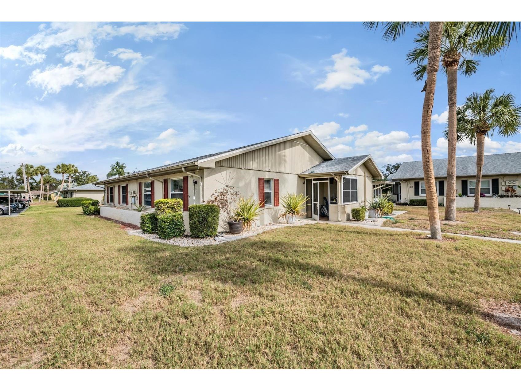 1905 Canterbury Lane #17 Sun City Center FL 33573 TB8464632 image2