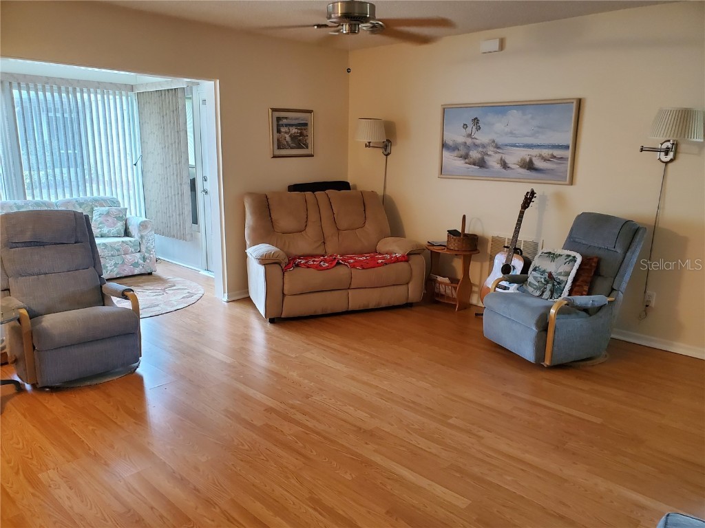 1905 Canterbury Lane #E-9 Sun City Center FL 33573 TB8432273 image10