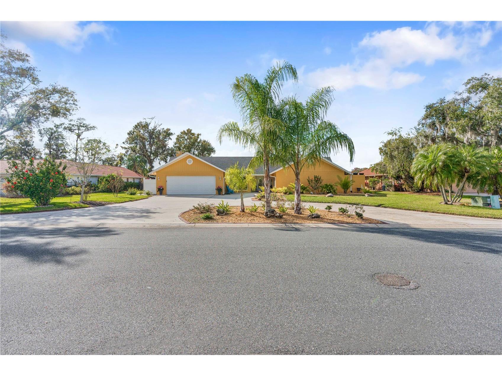 1905 Country Club Court Plant City FL 33566 TB8463303 image62