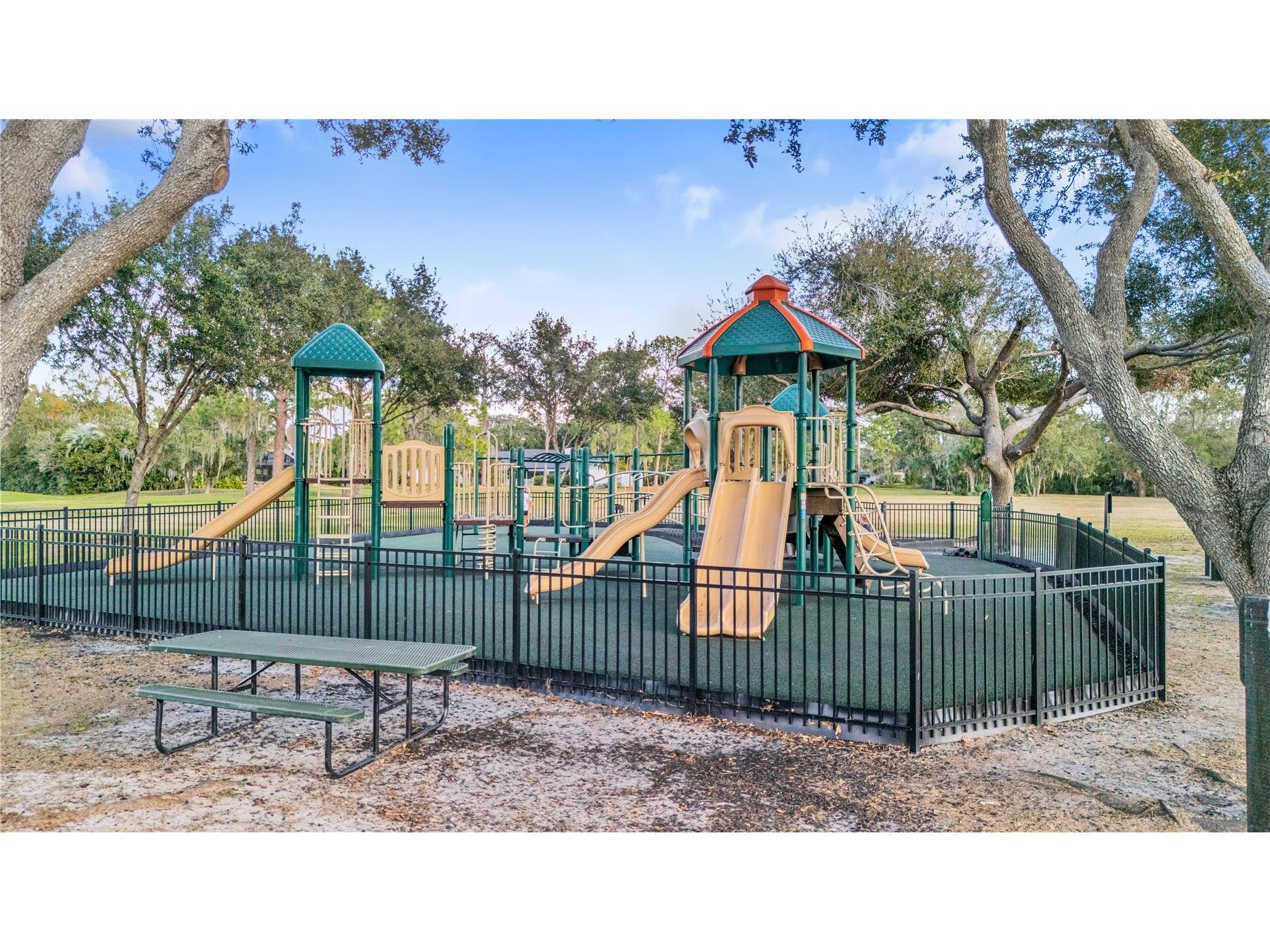 1905 Country Club Court Plant City FL 33566 TB8463303 image77
