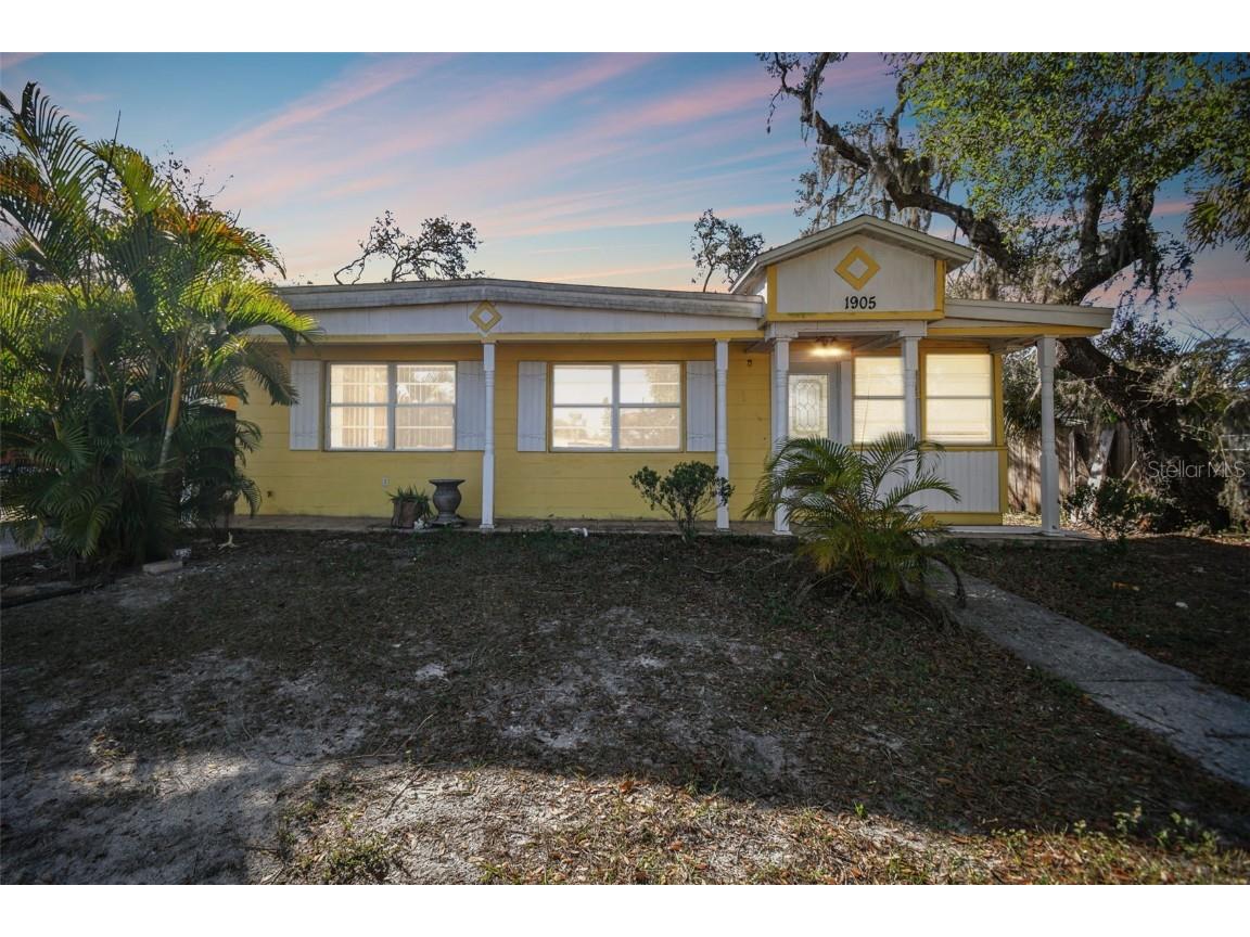 1905 E Broad Street Tampa FL 33610 TB8336119 image1