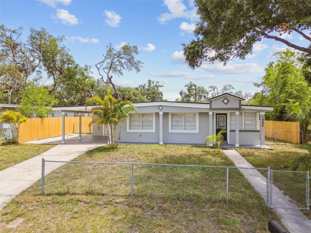 1905 E Broad Street Tampa FL 33610 TB8395916 image1