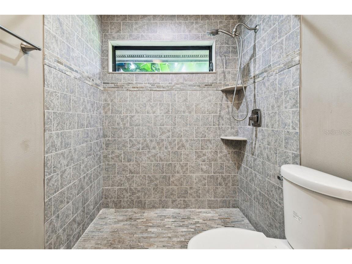 1905 Horseshoe Drive Plant City FL 33566 TB8435341 image38