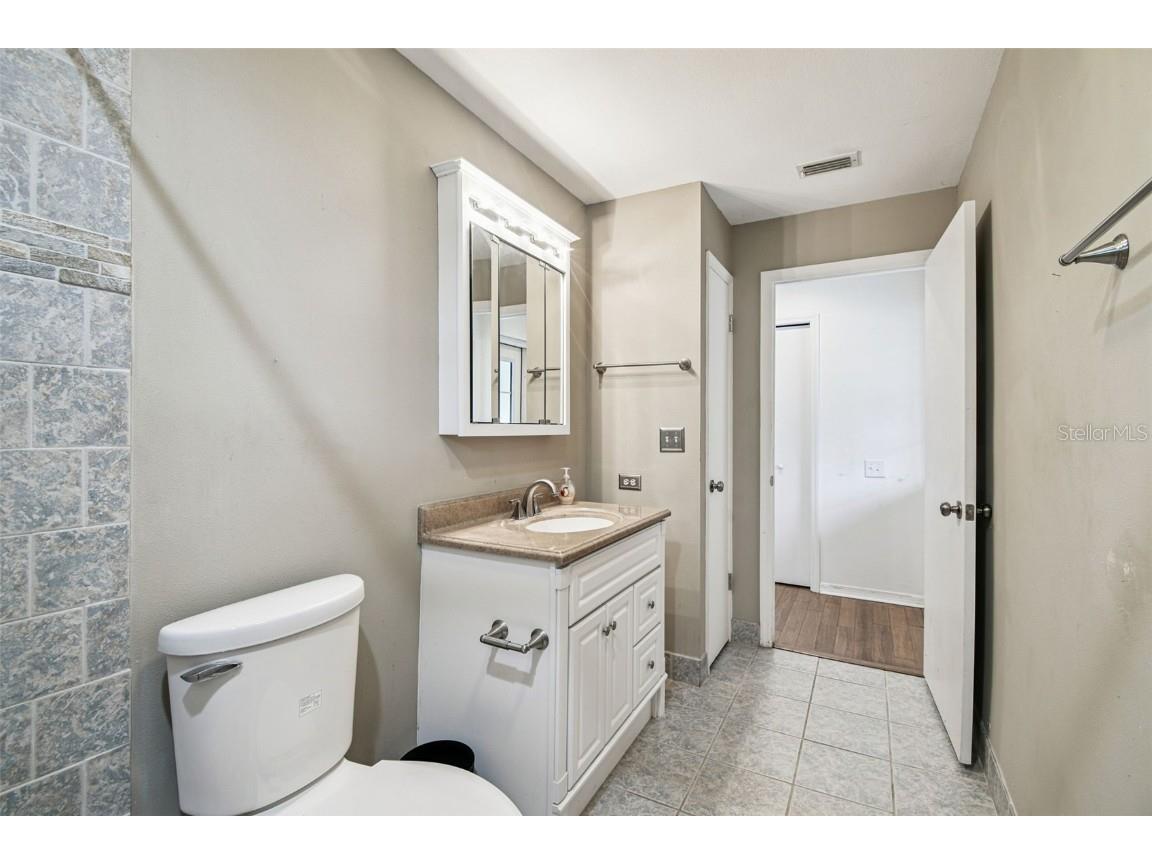 1905 Horseshoe Drive Plant City FL 33566 TB8435341 image39