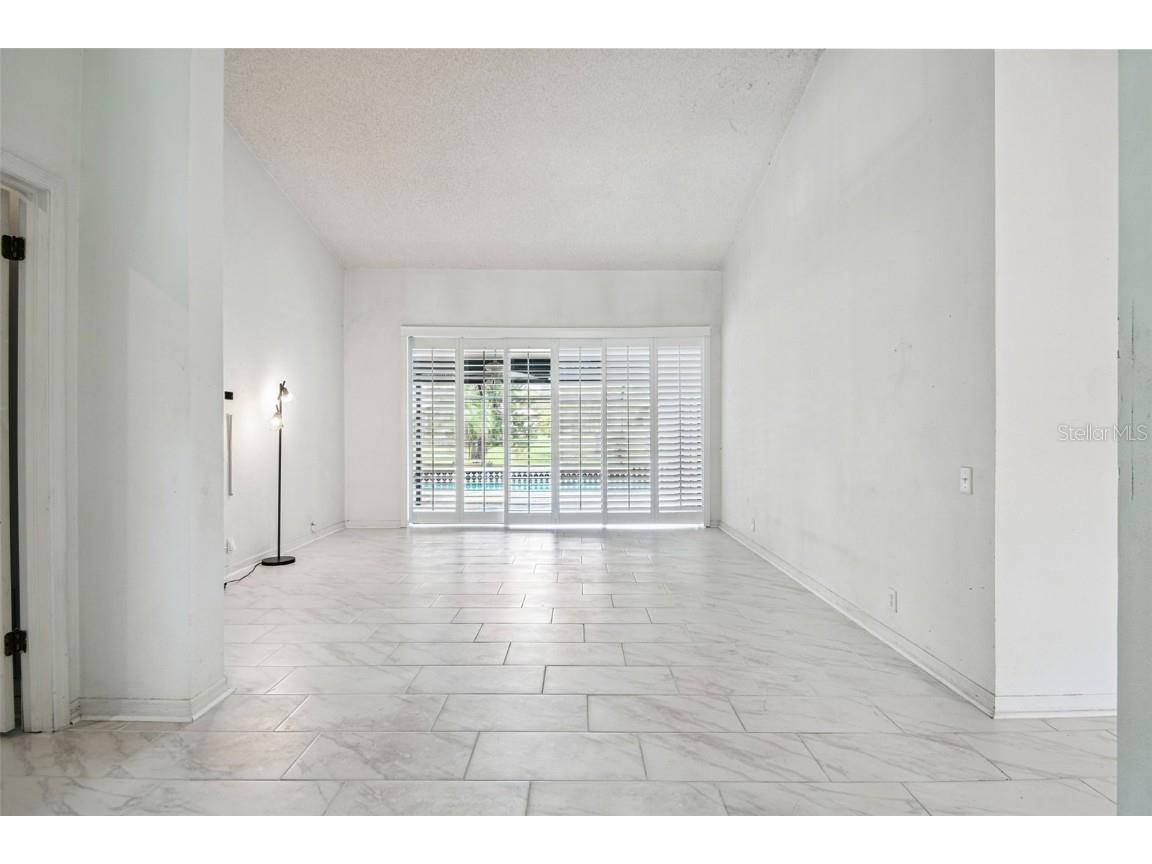 1905 Horseshoe Drive Plant City FL 33566 TB8435341 image6