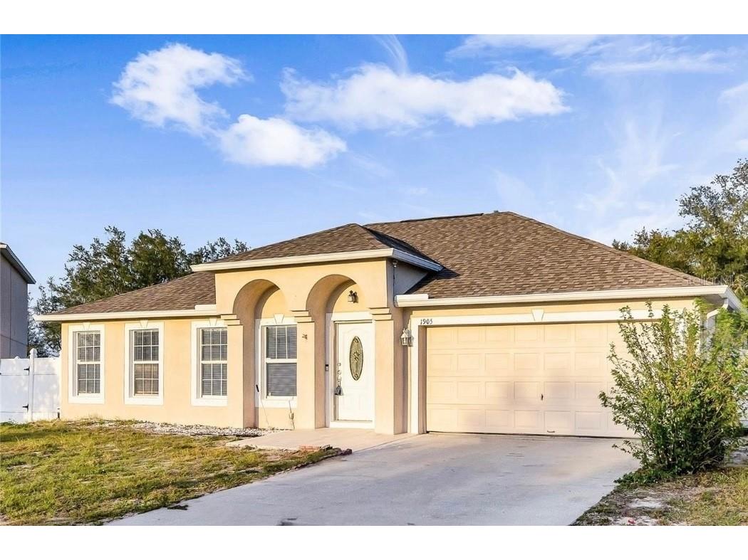 1905 Lakeview Lane Kissimmee FL 34759 L4946986 image1