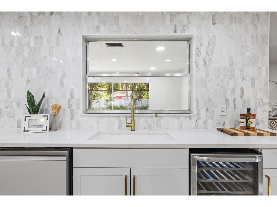 1905 Oro Court Clearwater FL 33764 TB8373286 image12