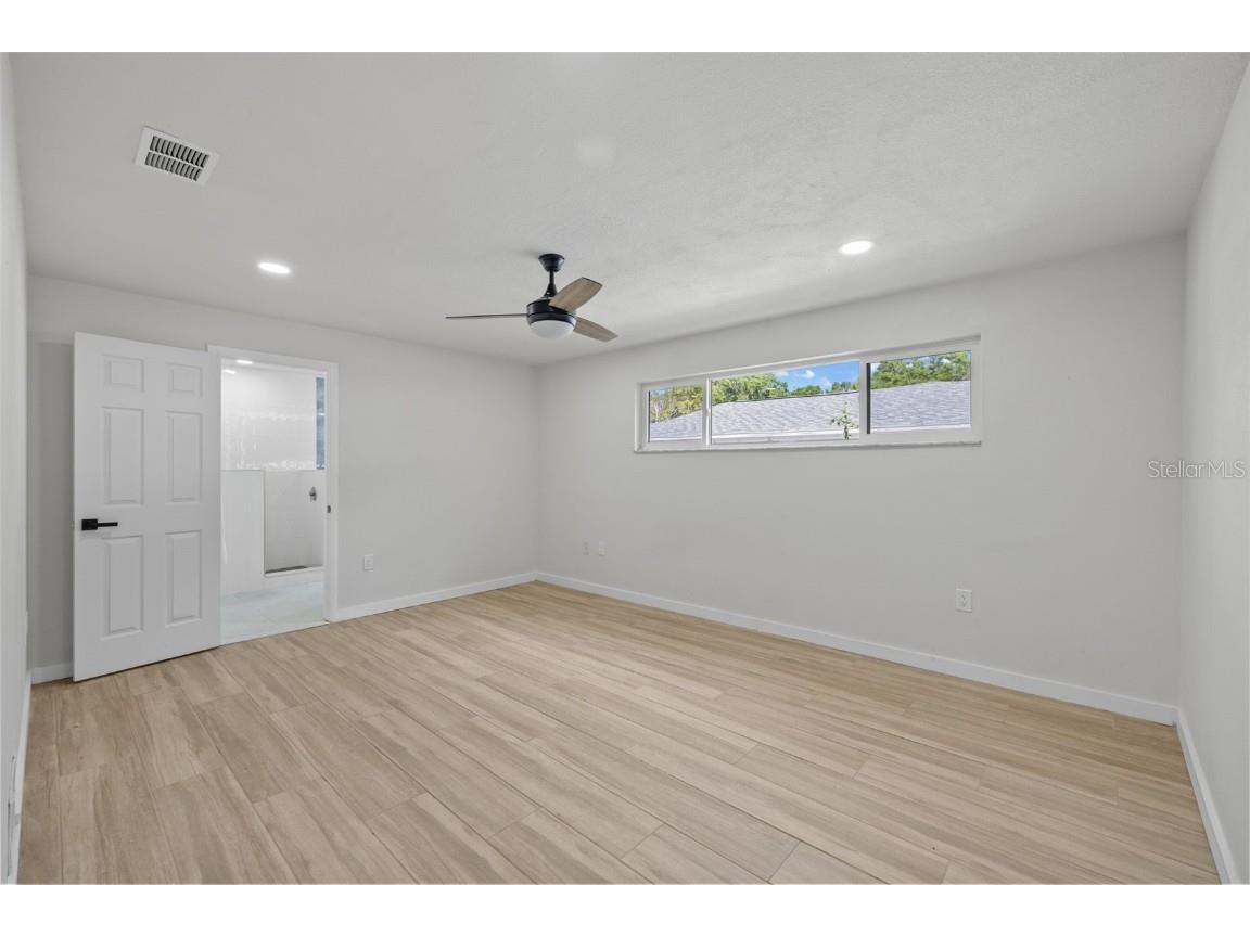 1905 Oro Court Clearwater FL 33764 TB8373286 image14