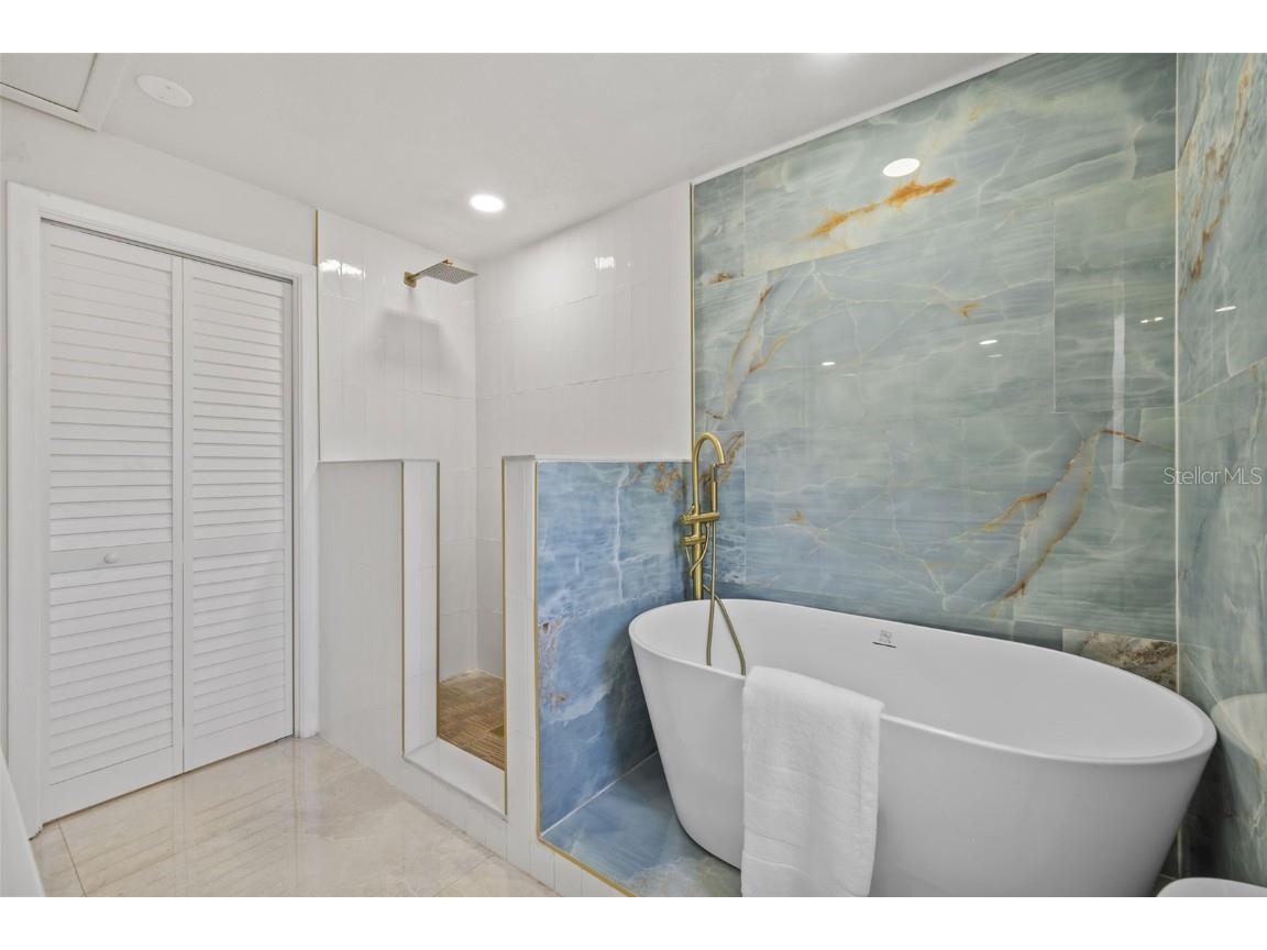 1905 Oro Court Clearwater FL 33764 TB8373286 image19