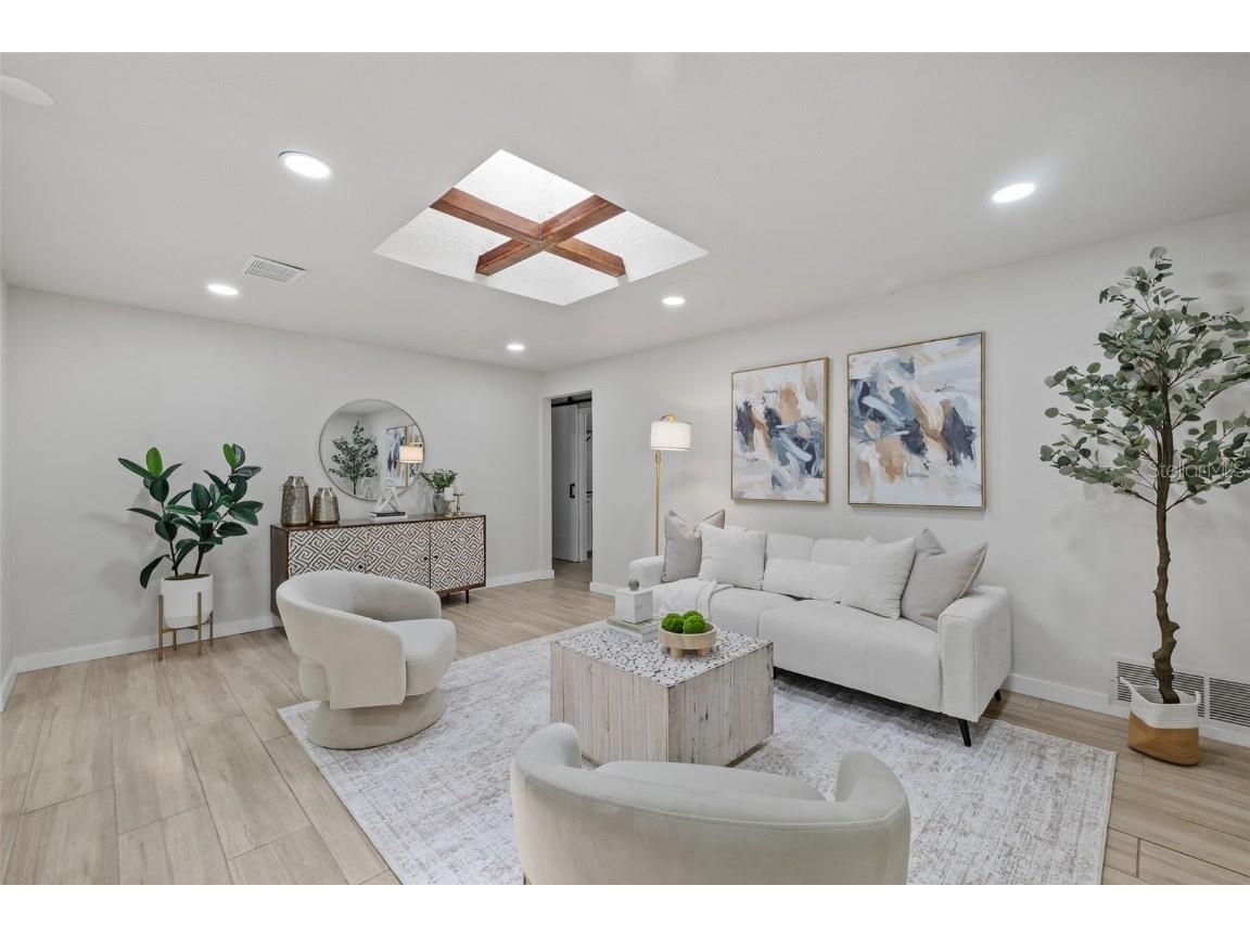 1905 Oro Court Clearwater FL 33764 TB8373286 image20