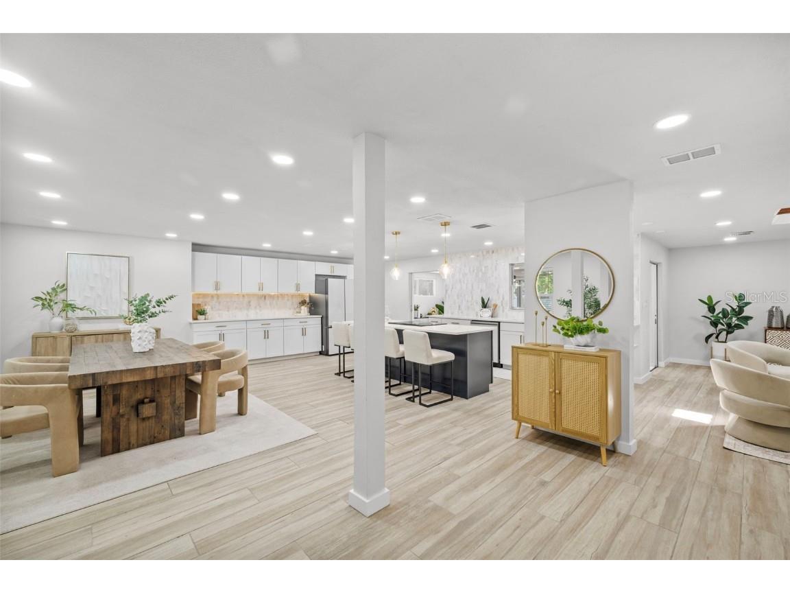 1905 Oro Court Clearwater FL 33764 TB8373286 image3