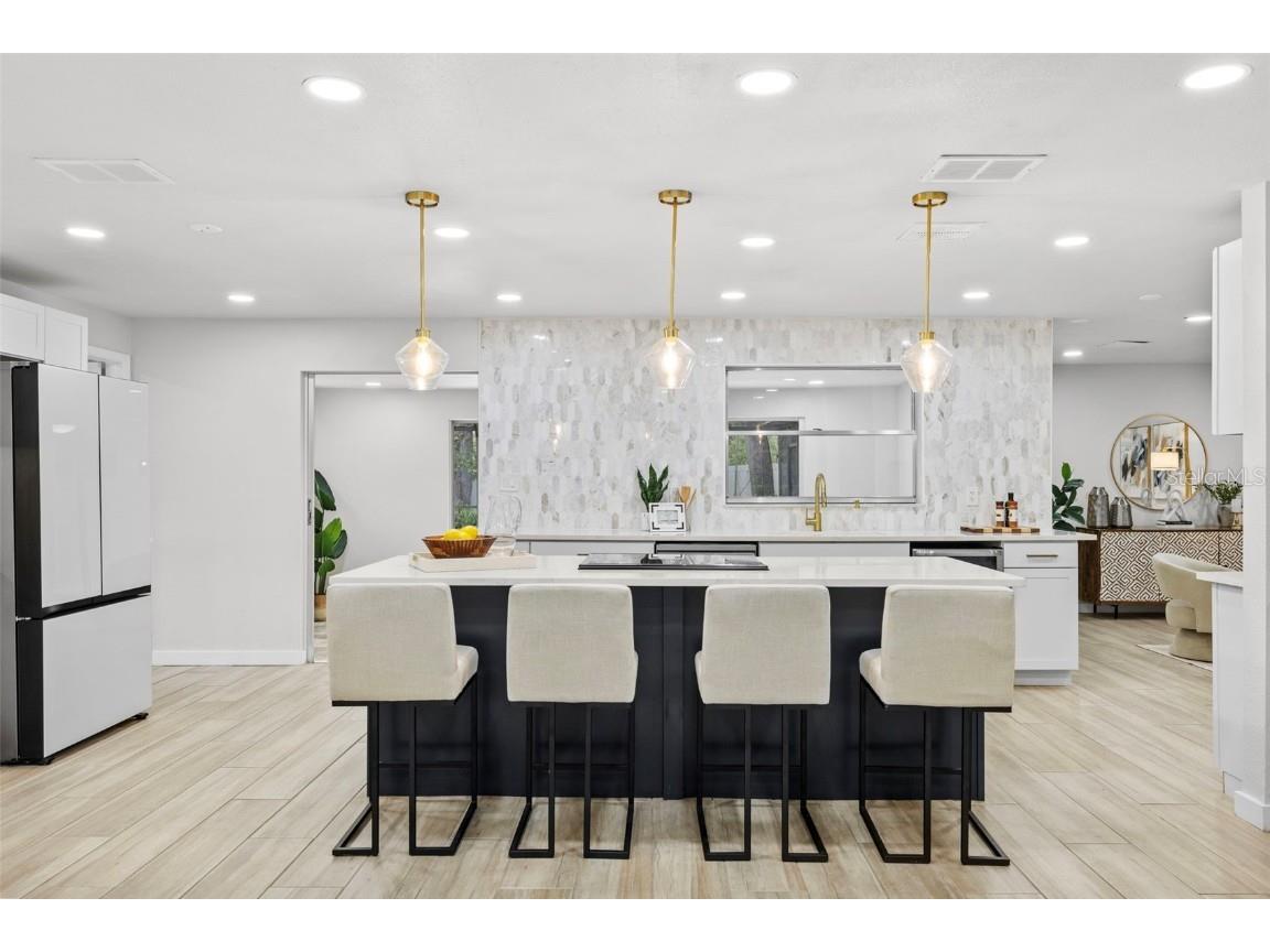 1905 Oro Court Clearwater FL 33764 TB8373286 image7