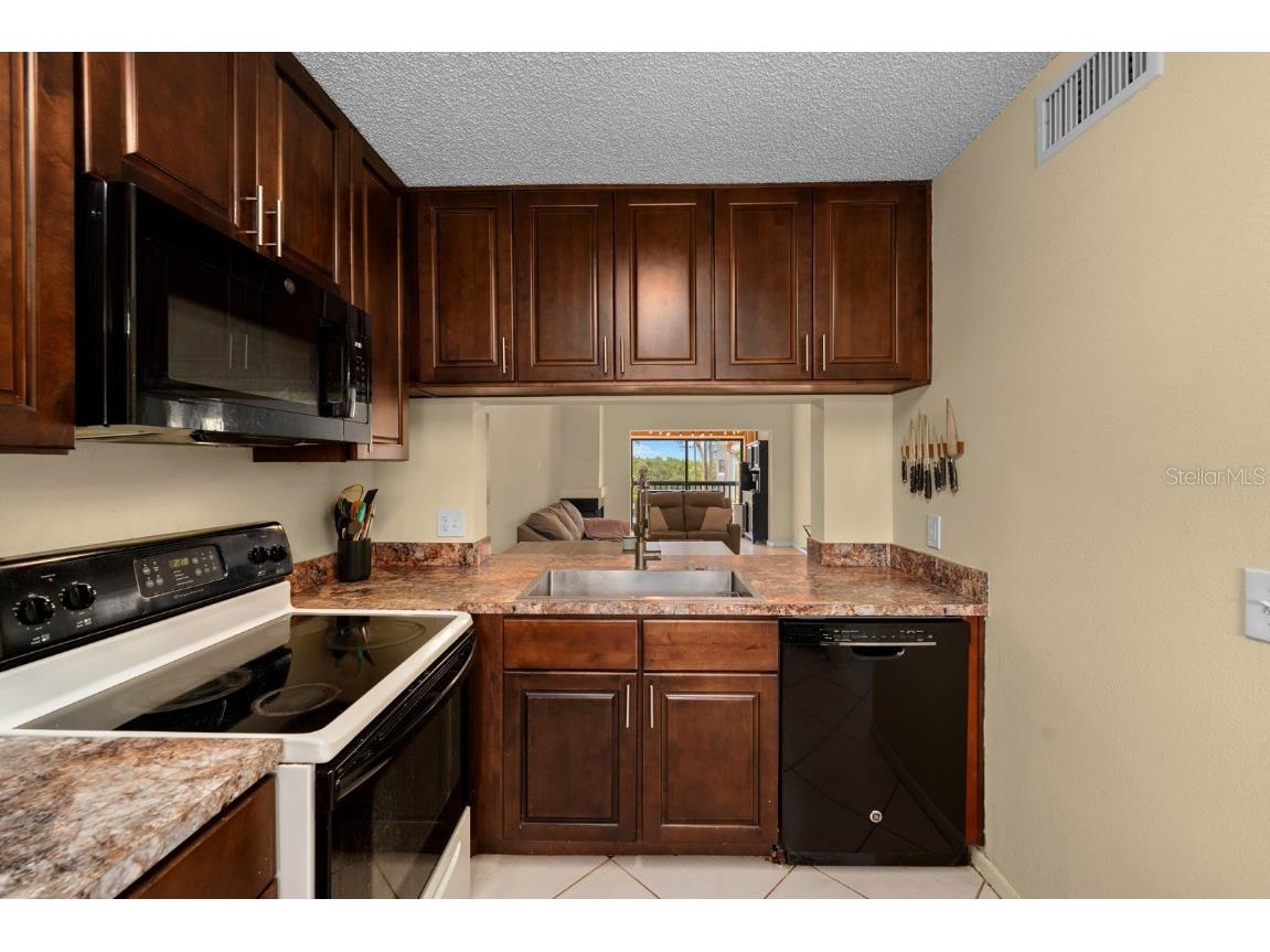 1905 Oyster Catcher Lane #924 Clearwater FL 33762 TB8388477 image6