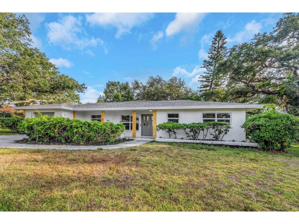 1905 Pinetree Lane Largo FL 33770 W7880661 image1