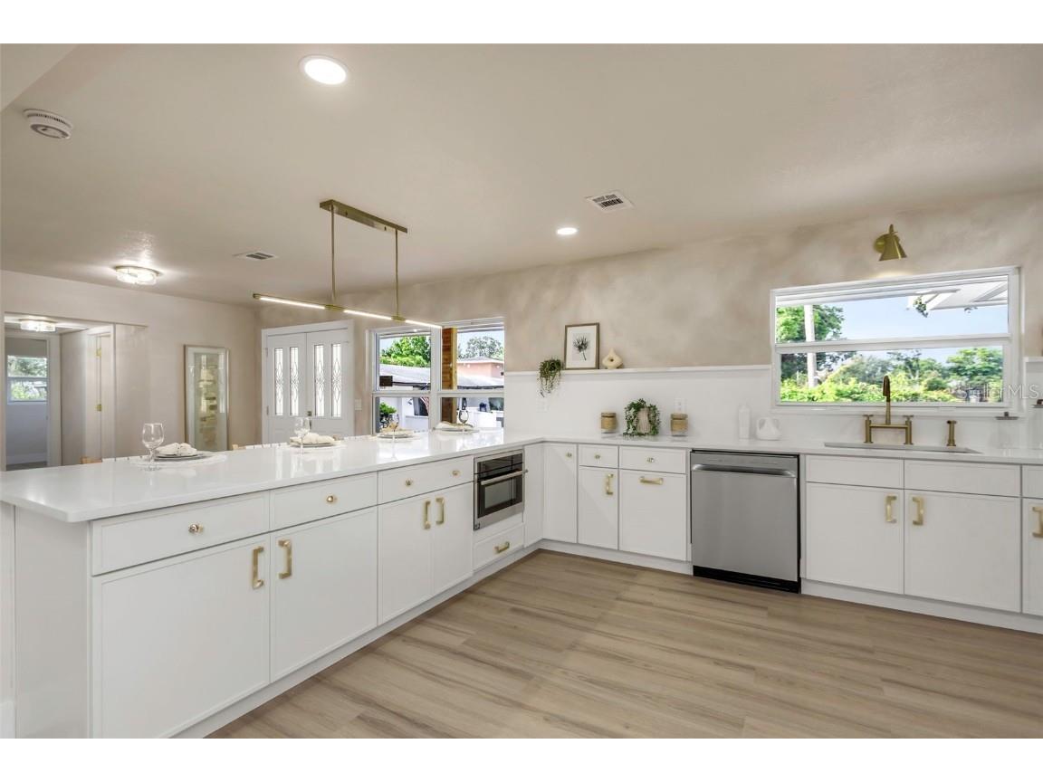 1905 Pinetree Lane Largo FL 33770 W7880661 image18