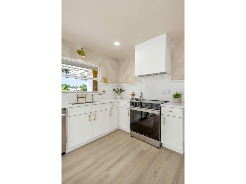 1905 Pinetree Lane Largo FL 33770 W7880661 image28