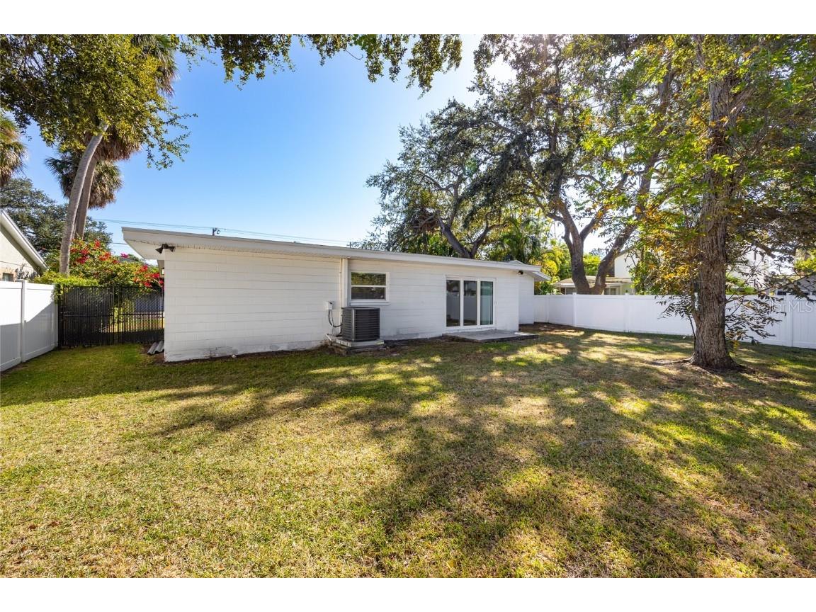 1905 S West Shore Boulevard Tampa FL 33629 TB8444682 image28