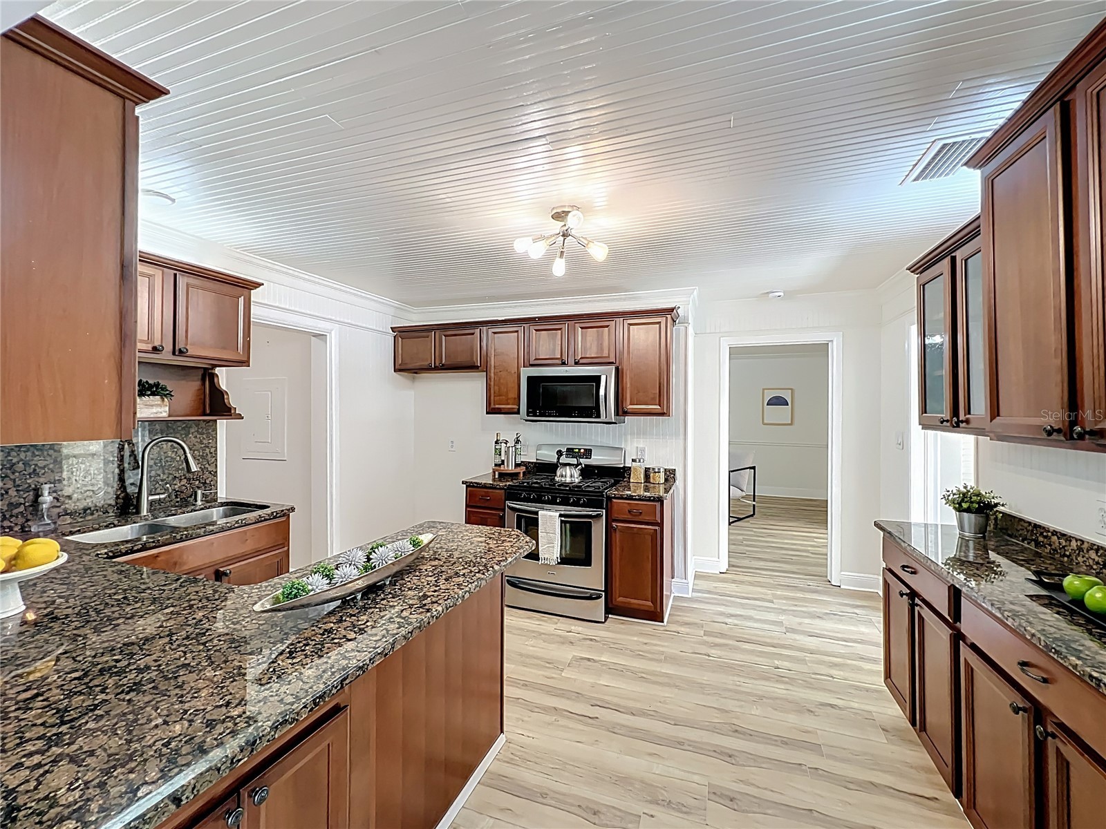1905 Seminole Trail Lakeland FL 33803 TB8486729 image12