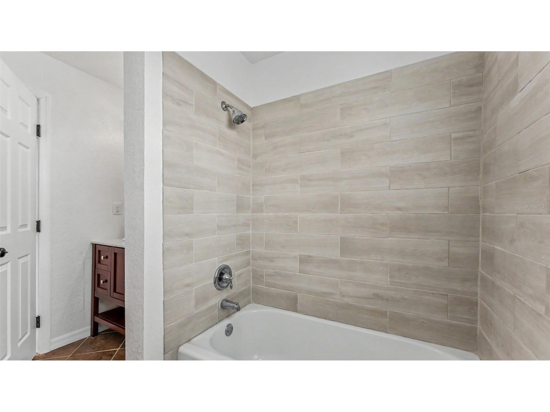 1905 Suzanne Lane Lakeland FL 33813 L4963133 image25