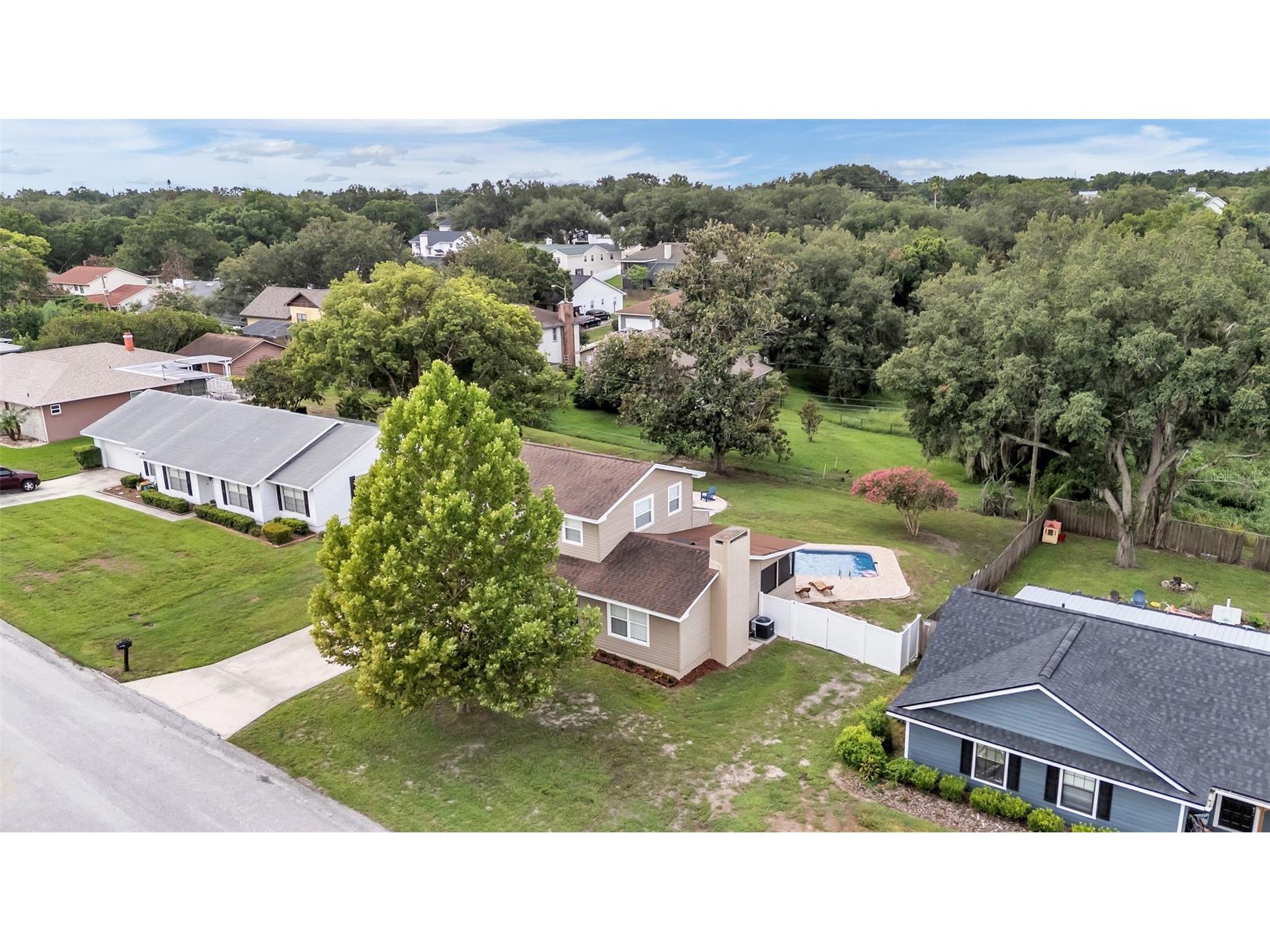 1905 Suzanne Lane Lakeland FL 33813 L4963133 image46