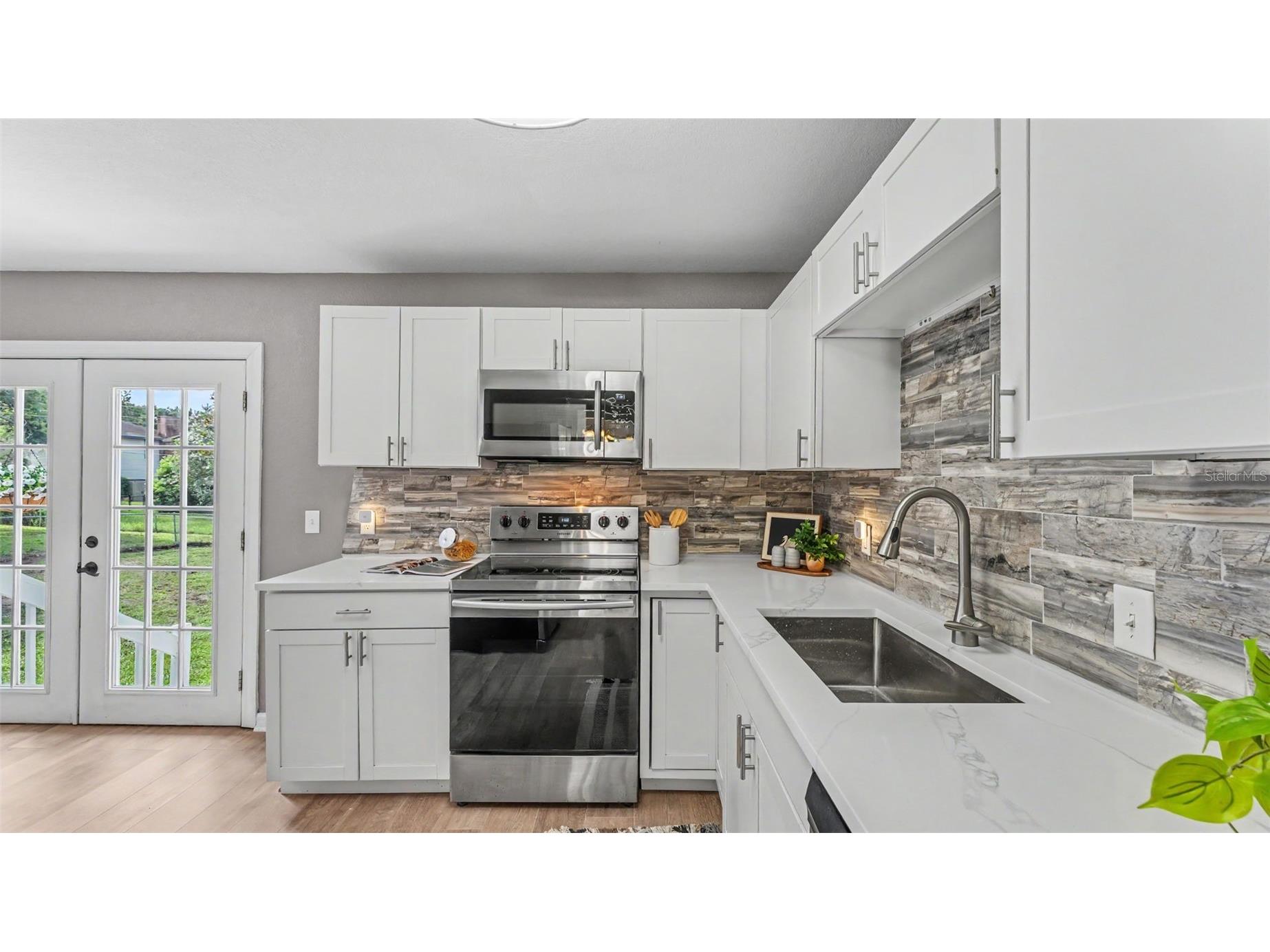 1905 Suzanne Lane Lakeland FL 33813 L4963133 image7