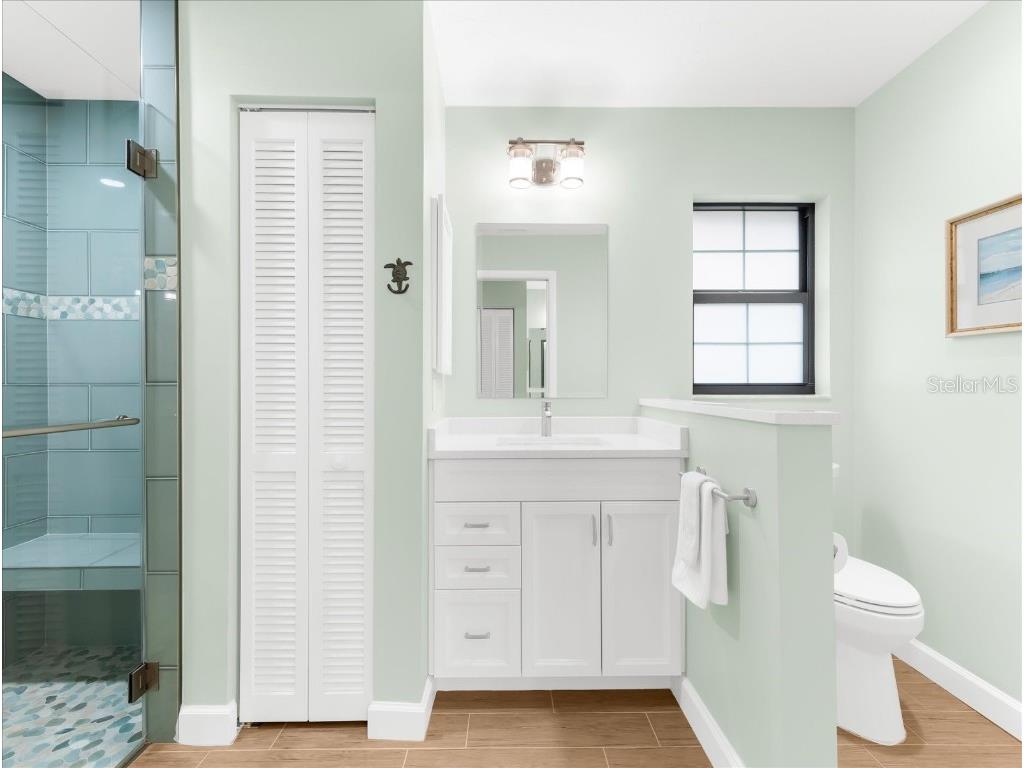 1905 Tradewinds Circle Venice FL 34293 N6140982 image16