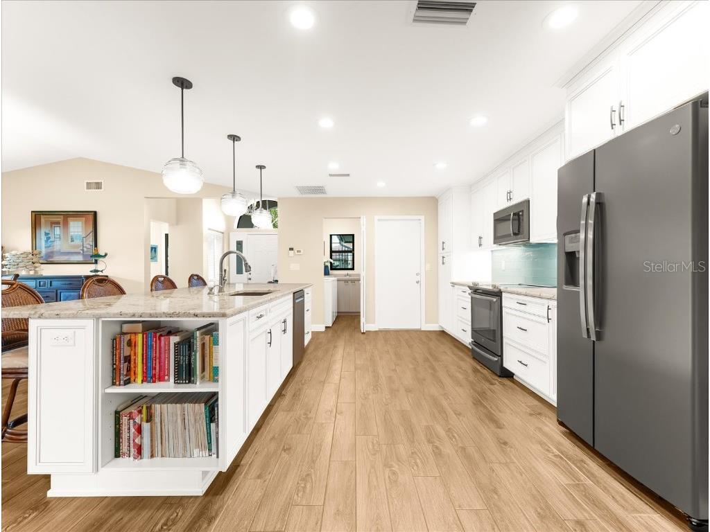 1905 Tradewinds Circle Venice FL 34293 N6140982 image20