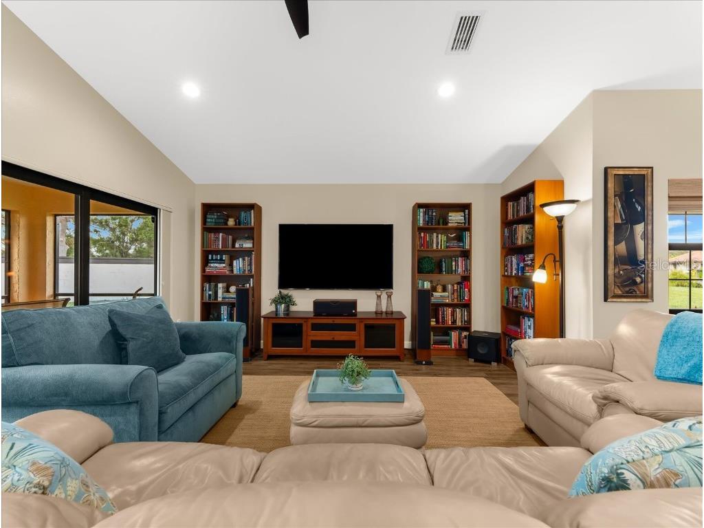 1905 Tradewinds Circle Venice FL 34293 N6140982 image31