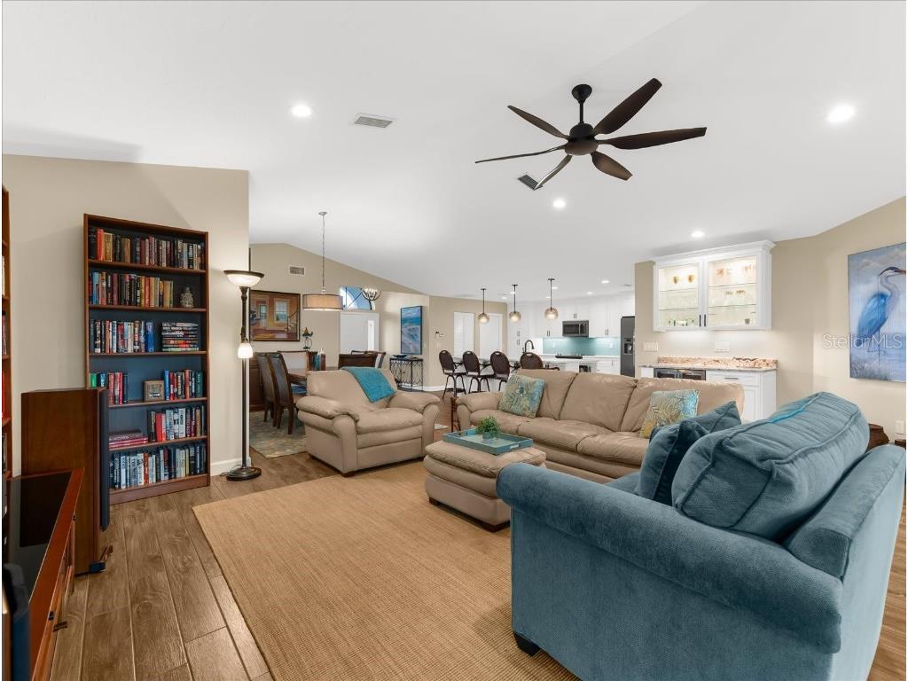 1905 Tradewinds Circle Venice FL 34293 N6140982 image32