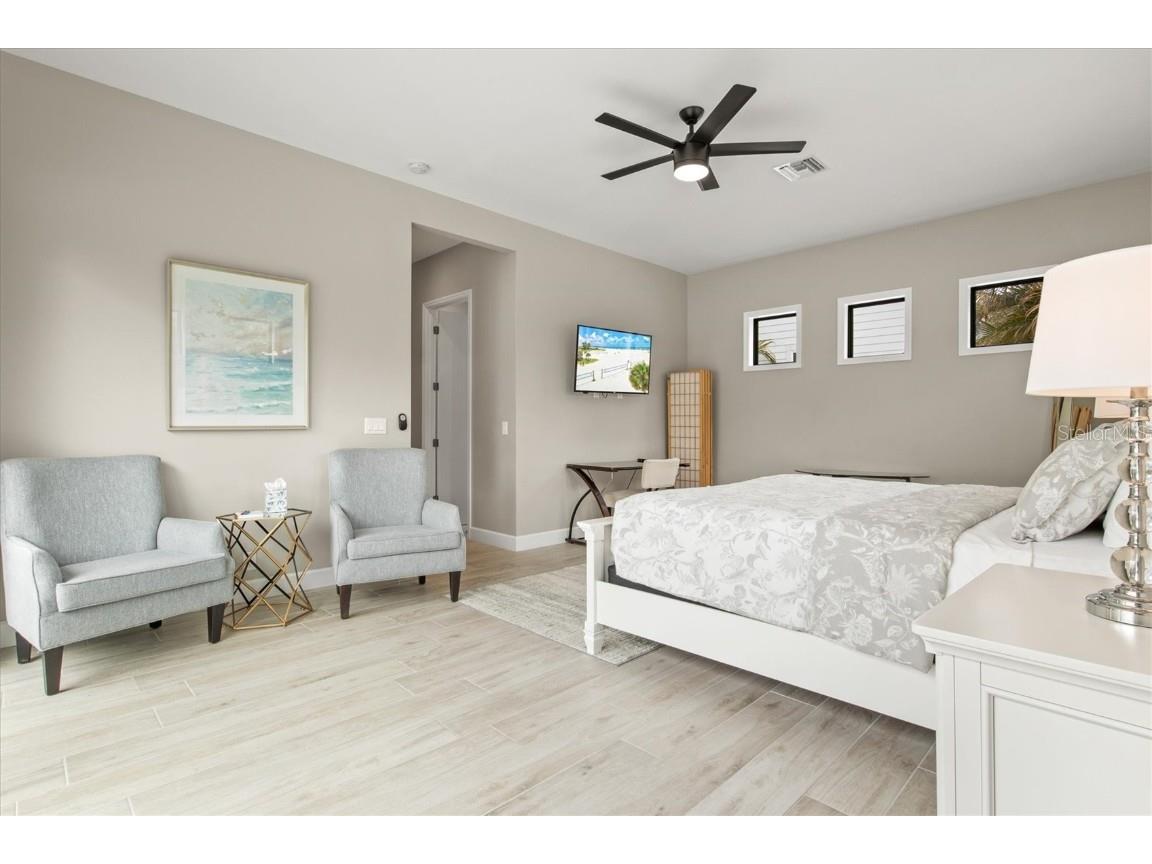 1905 Tulip Drive Sarasota FL 34239 A4537944 image23