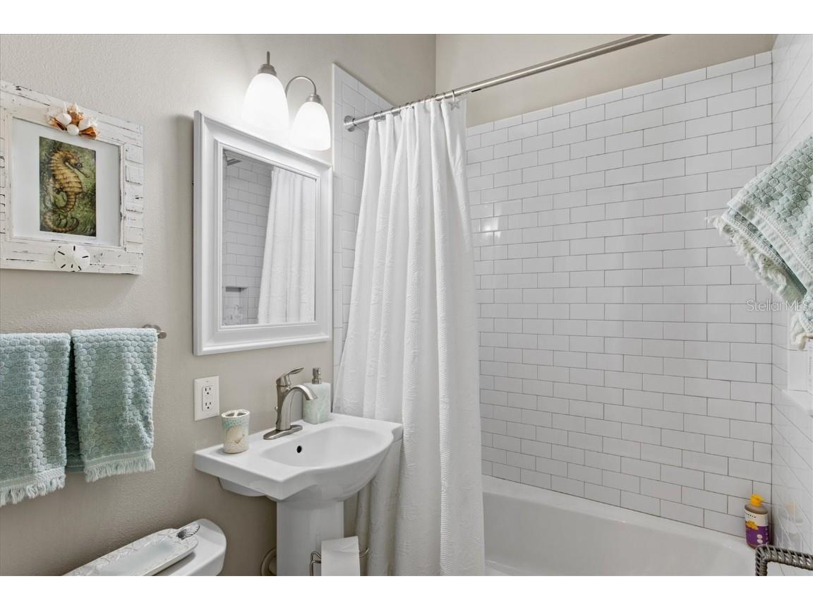 1905 Tulip Drive Sarasota FL 34239 A4537944 image29
