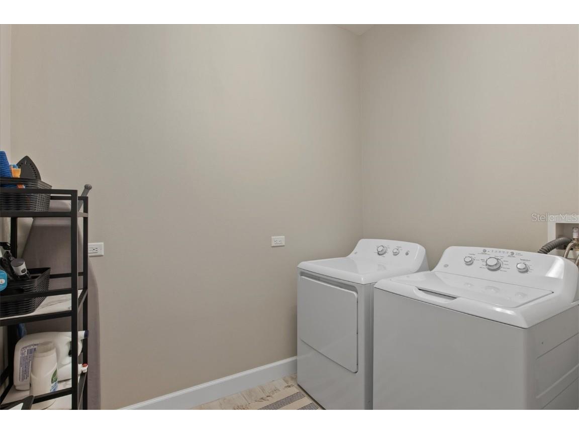 1905 Tulip Drive Sarasota FL 34239 A4537944 image33