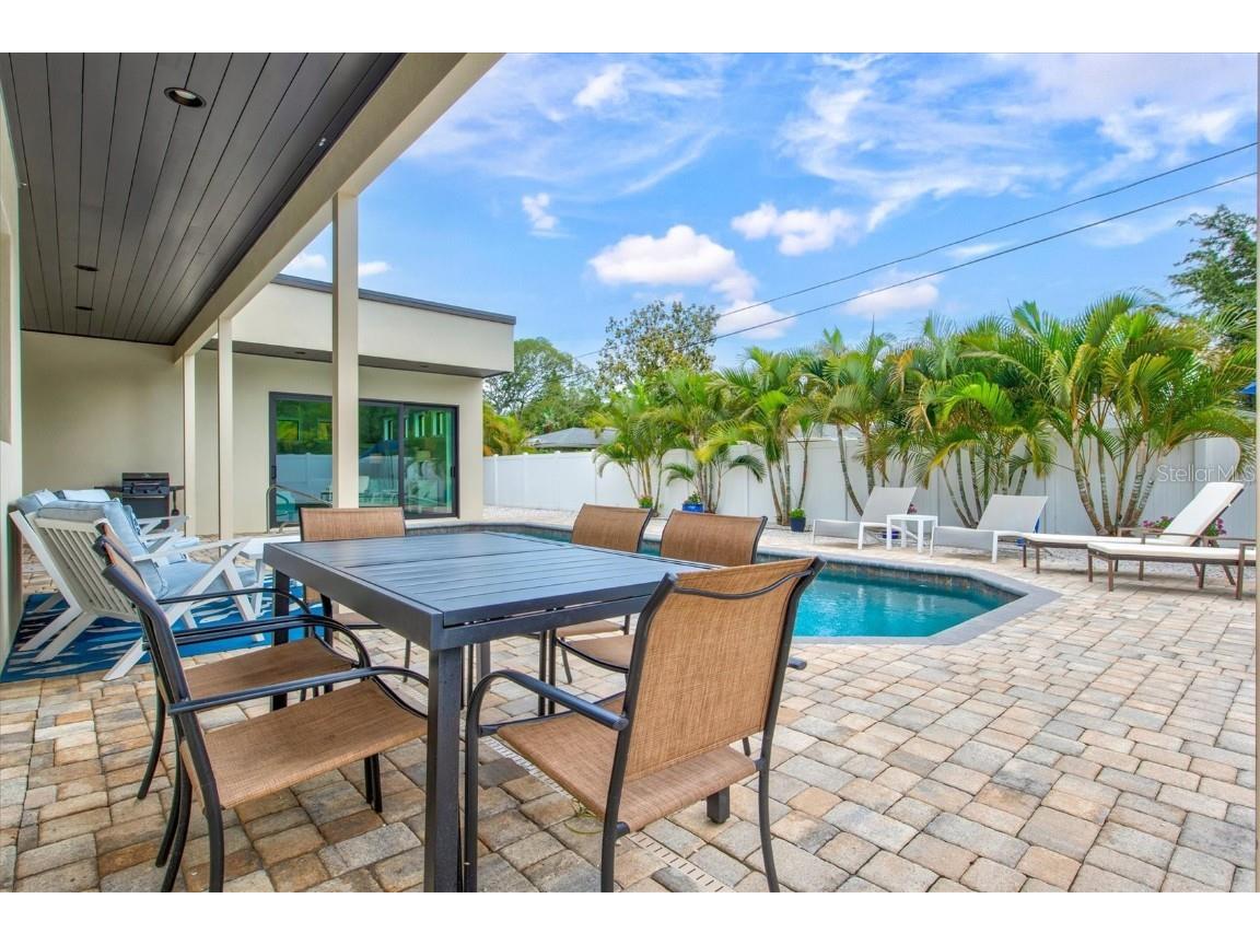 1905 Tulip Drive Sarasota FL 34239 A4537944 image38