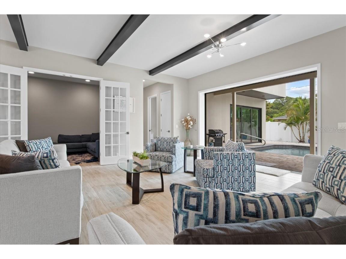 1905 Tulip Drive Sarasota FL 34239 A4537944 image9