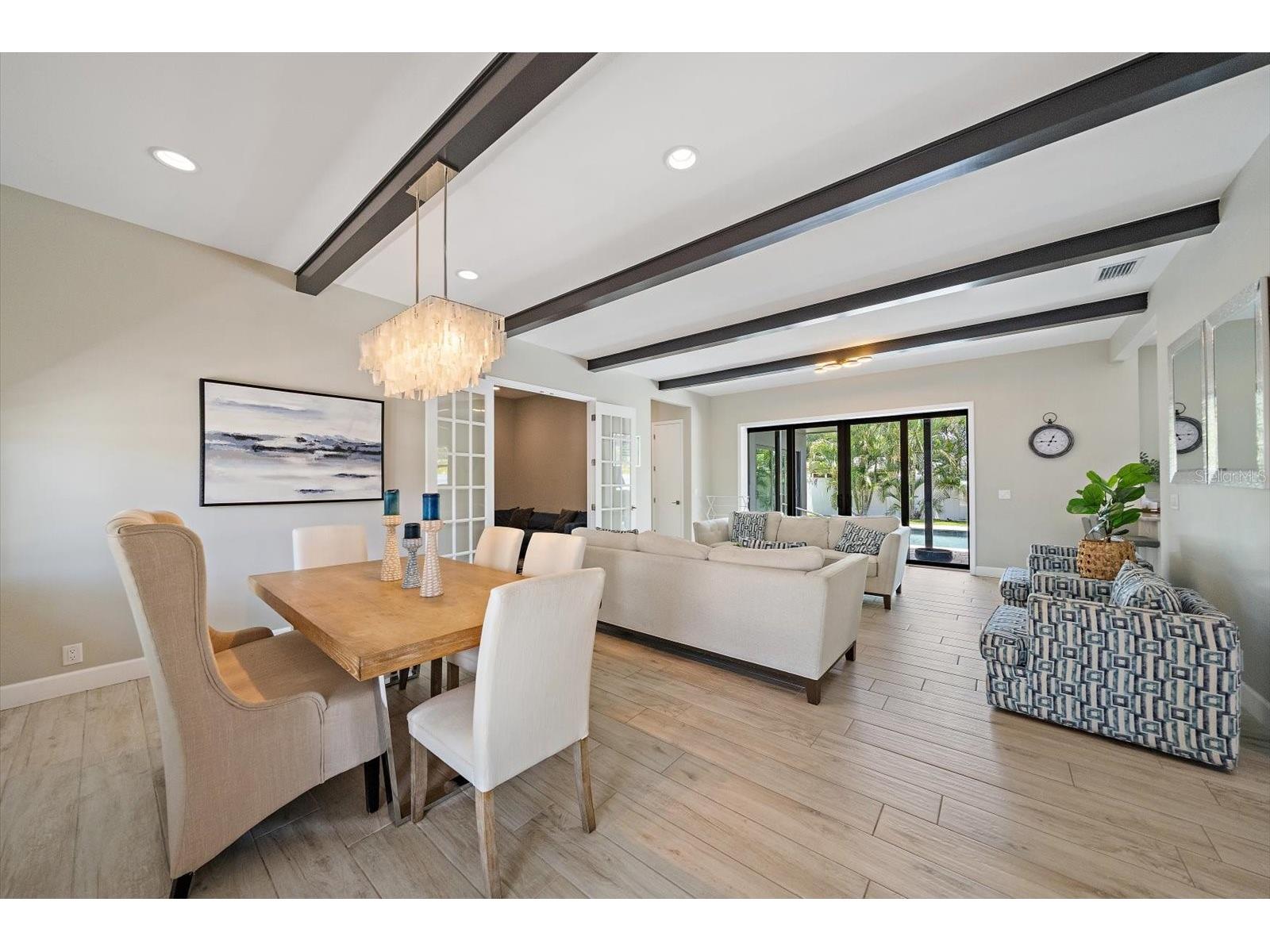 1905 Tulip Drive Sarasota FL 34239 A4696670 image14